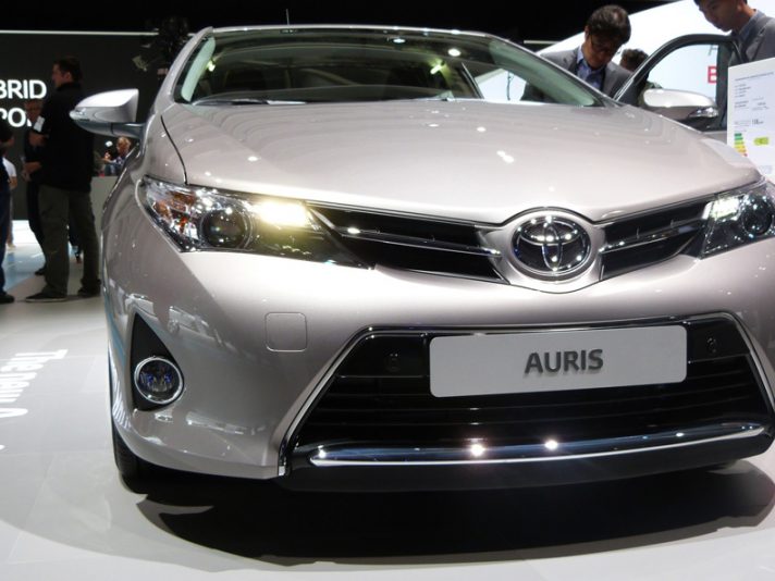 Toyota Auris frontale - Parigi 2012