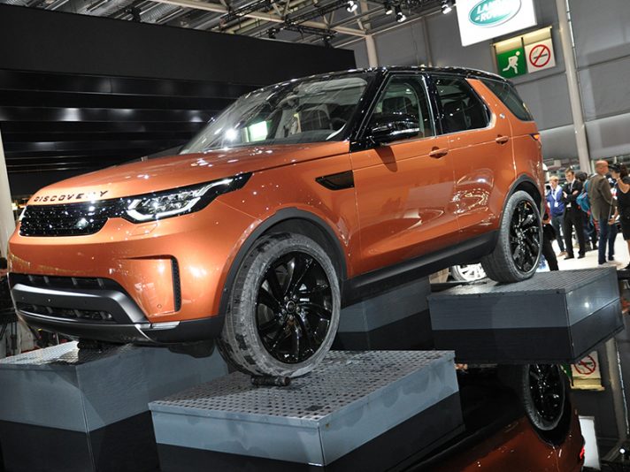 Land Rover - Salone di Parigi 2016  