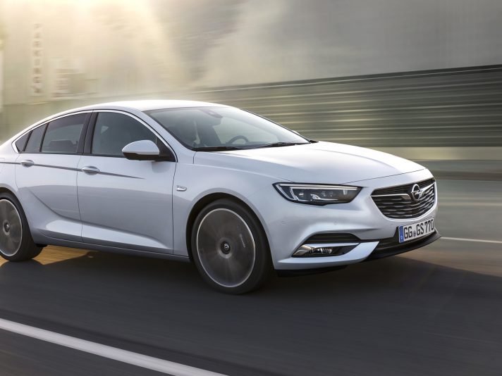 Opel Insignia Grand Sport 2017    